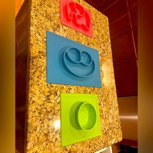 3 toddler silicone eating mats EZPZ